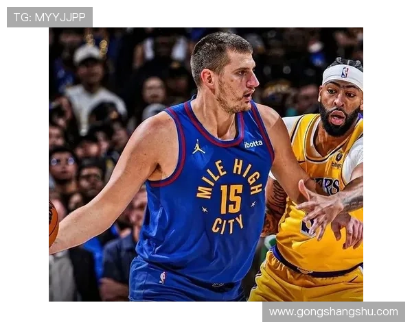 弗莱称太阳休赛期决策明智 摆脱老将阵容焕发新生 弗莱称太阳休赛期决策明智 摆脱老将阵容焕发新生