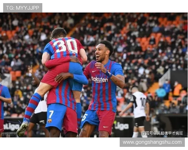 奥巴梅杨质疑裁判判罚称埃默森染黄毫无理由并抱怨沟通渠道受阻 奥巴梅杨质疑裁判判罚称埃默森染黄毫无理由并抱怨沟通渠道受阻